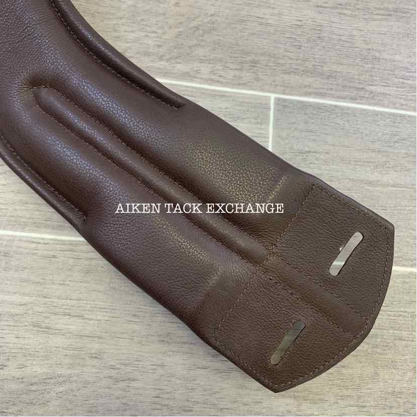 KL Select Red Barn Balance Anatomic Shoulder Relief Dressage Girth, Brown, 28"