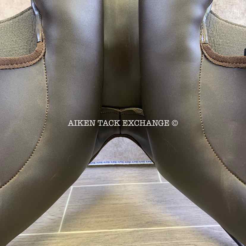 **SOLD** HDR Club Synthetic All Purpose Saddle, 14" Seat, Wide Tree, Wool Flocked Panels
