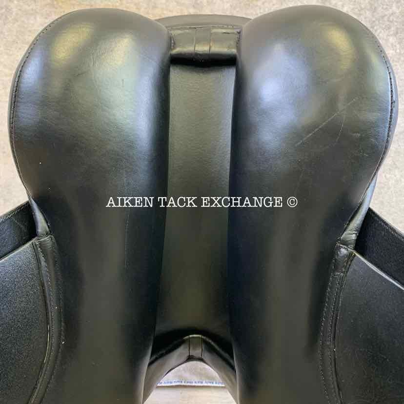 Thornhill Pro-Trainer Zurich Dressage Saddle, 17" Seat, Medium Wide Tree, Wool Flocked Panels