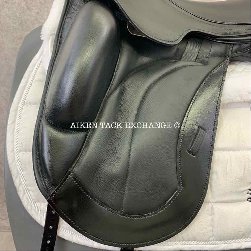 2017 Custom Saddlery Advantage Monoflap Dressage Saddle, 18" Seat, Adjustable Tree, Wool Flocked Hybrid Panels