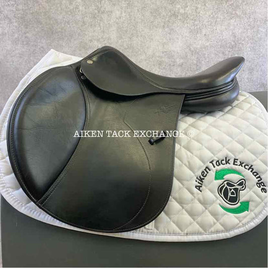 2009 Equipe Performance Close Contact Jump Saddle, 17" Seat, Medium/Medium Wide Tree, Foam Panels
