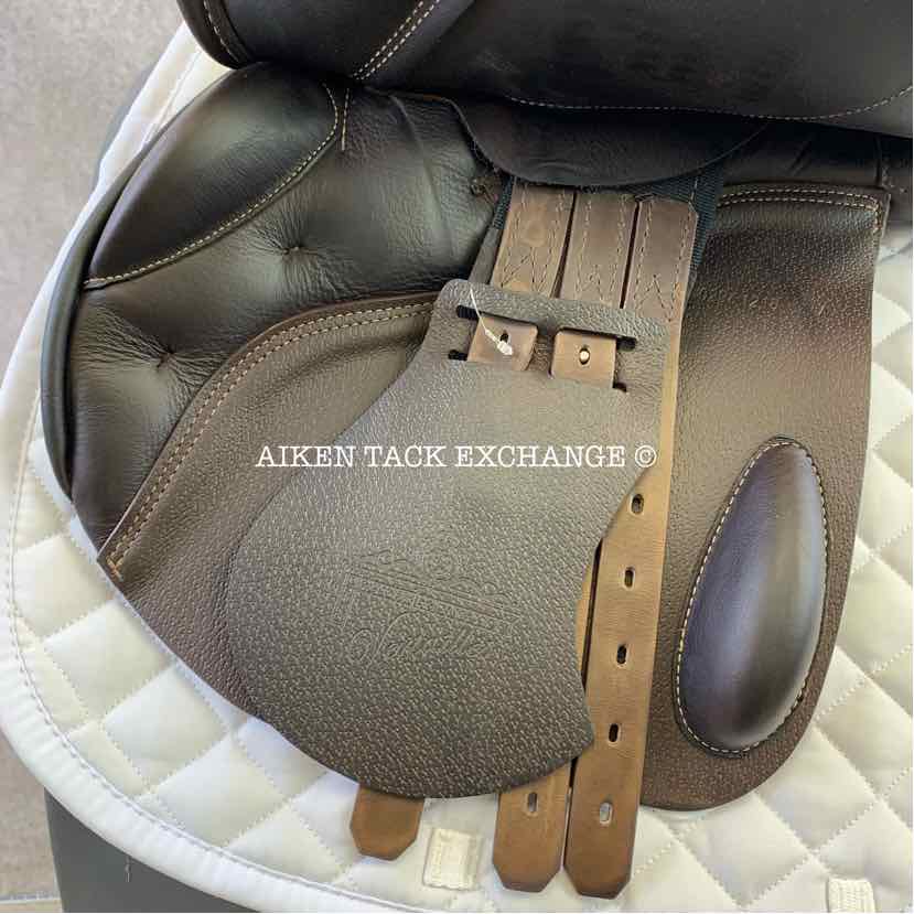 2018 Prestige Versailles Close Contact Jump Saddle, 18" Seat, 33 Tree - Medium (Adjustable), Wool Flocked Panels