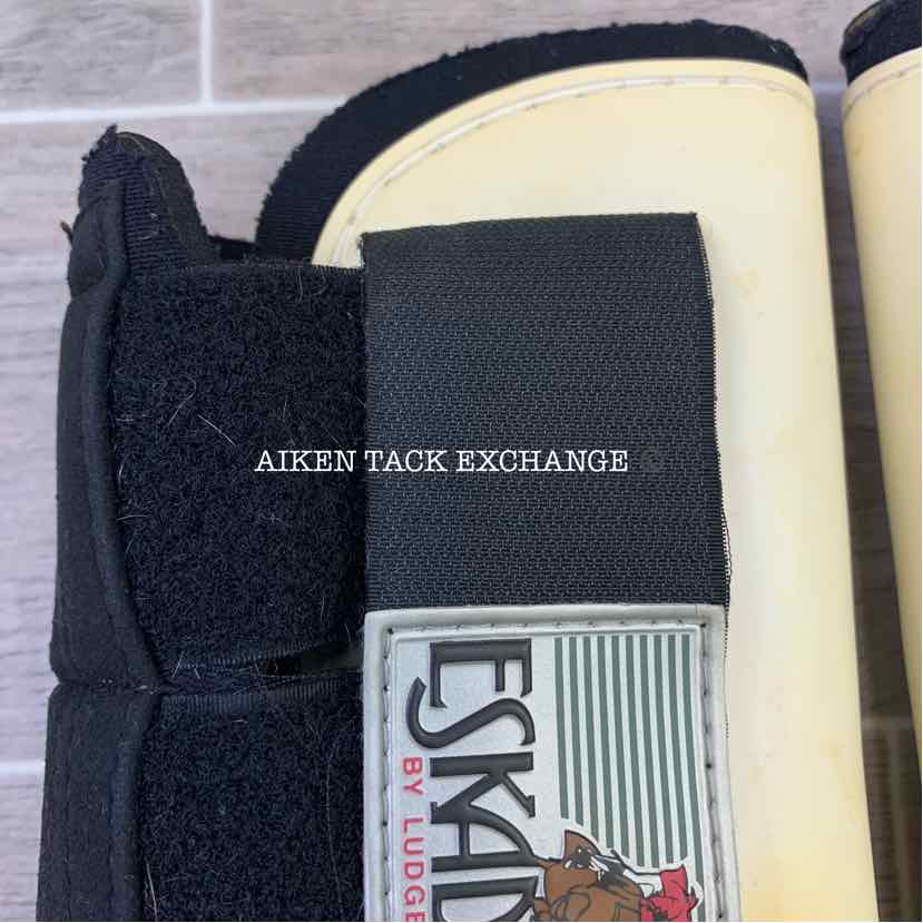 Eskadron Cross Country Hind Boots
