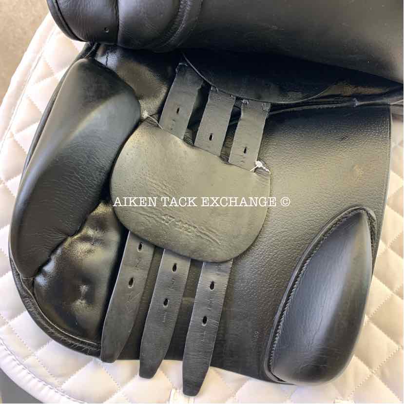 **SOLD** Pessoa XCH All Purpose Endurance Trail Saddle, 17.5" Seat, Adjustable Tree - XCH Changeable Gullet, Wool Flocked Panels