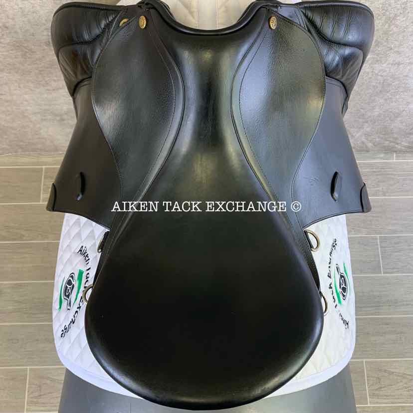 **SOLD** Pessoa XCH All Purpose Endurance Trail Saddle, 17.5" Seat, Adjustable Tree - XCH Changeable Gullet, Wool Flocked Panels