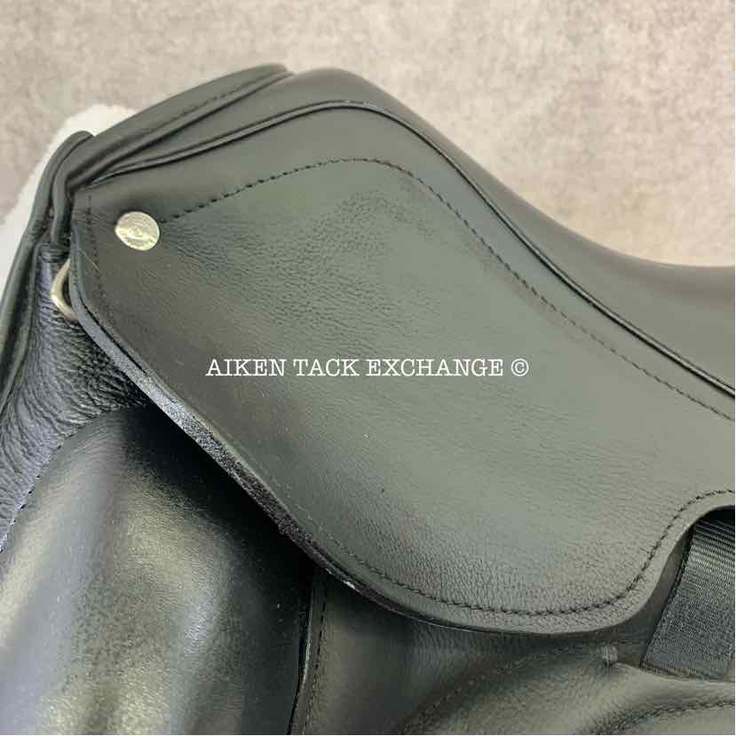 2017 Custom Saddlery Advantage Monoflap Dressage Saddle, 18" Seat, Adjustable Tree, Wool Flocked Hybrid Panels