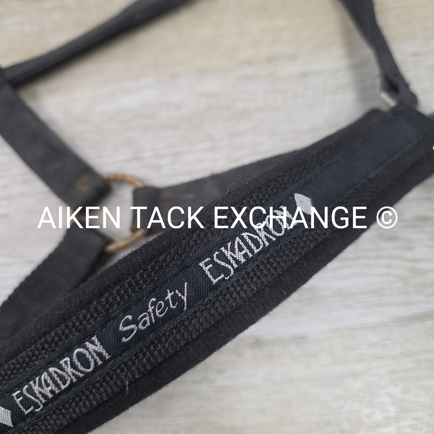 Eskadron Halter, Size Full