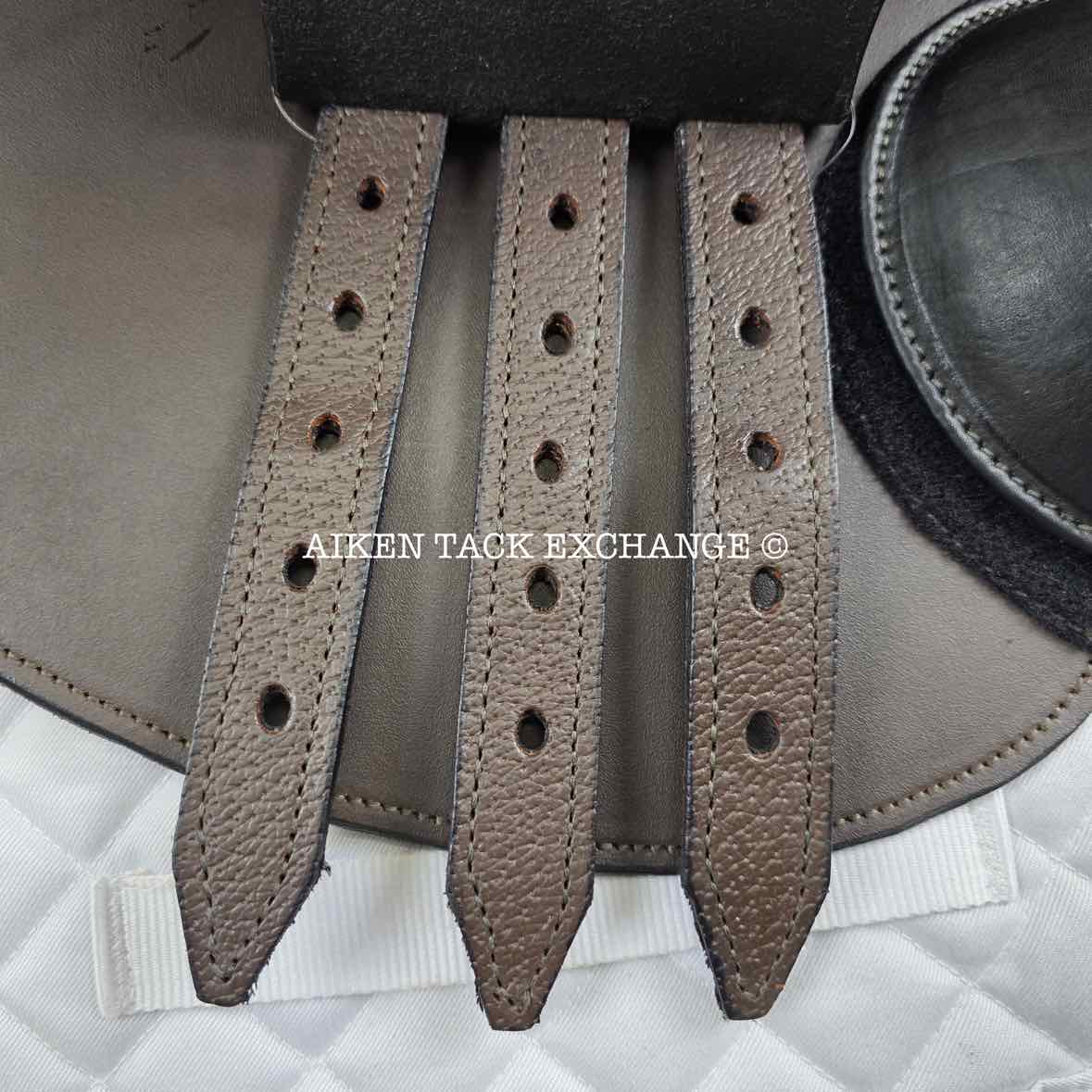 **SOLD** Royal Heritage Stella Jump Saddle, 18" Seat, Adjustable Tree - Changeable Gullet, Wool Flocked Panels