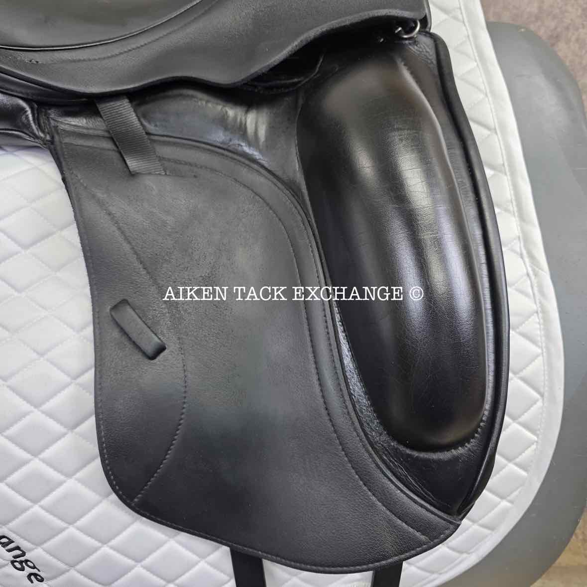 2018 Custom Saddlery Wolfgang Matrix Monoflap Dressage Saddle, 18" Seat, Adjustable Tree, Wool Flocked Panels