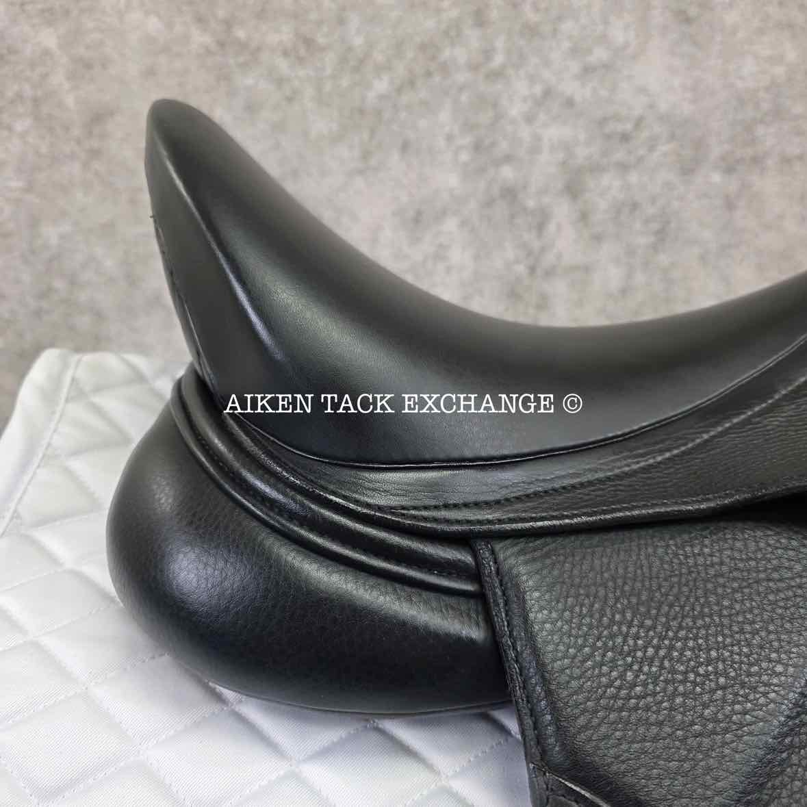 2023 Morgenroth Orpheu Dressage Saddle, 17" Seat, M/MW Tree, Wool Flocked Panels