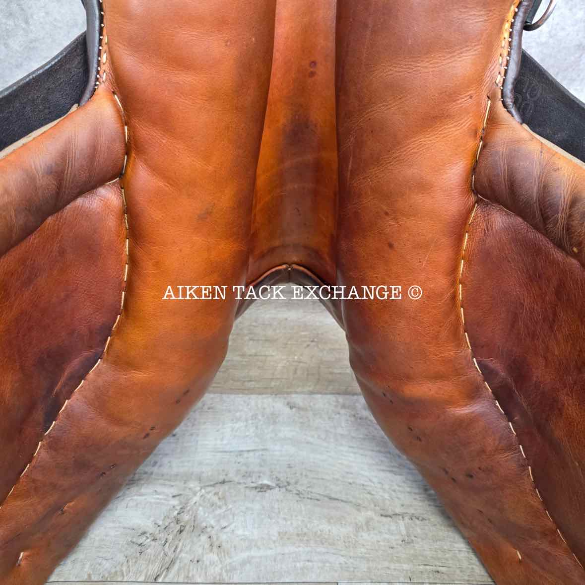 Stubben Siegfried Saddle, 18.5" Seat, 31cm Tree - Medium Wide, Wool Flocked Panels