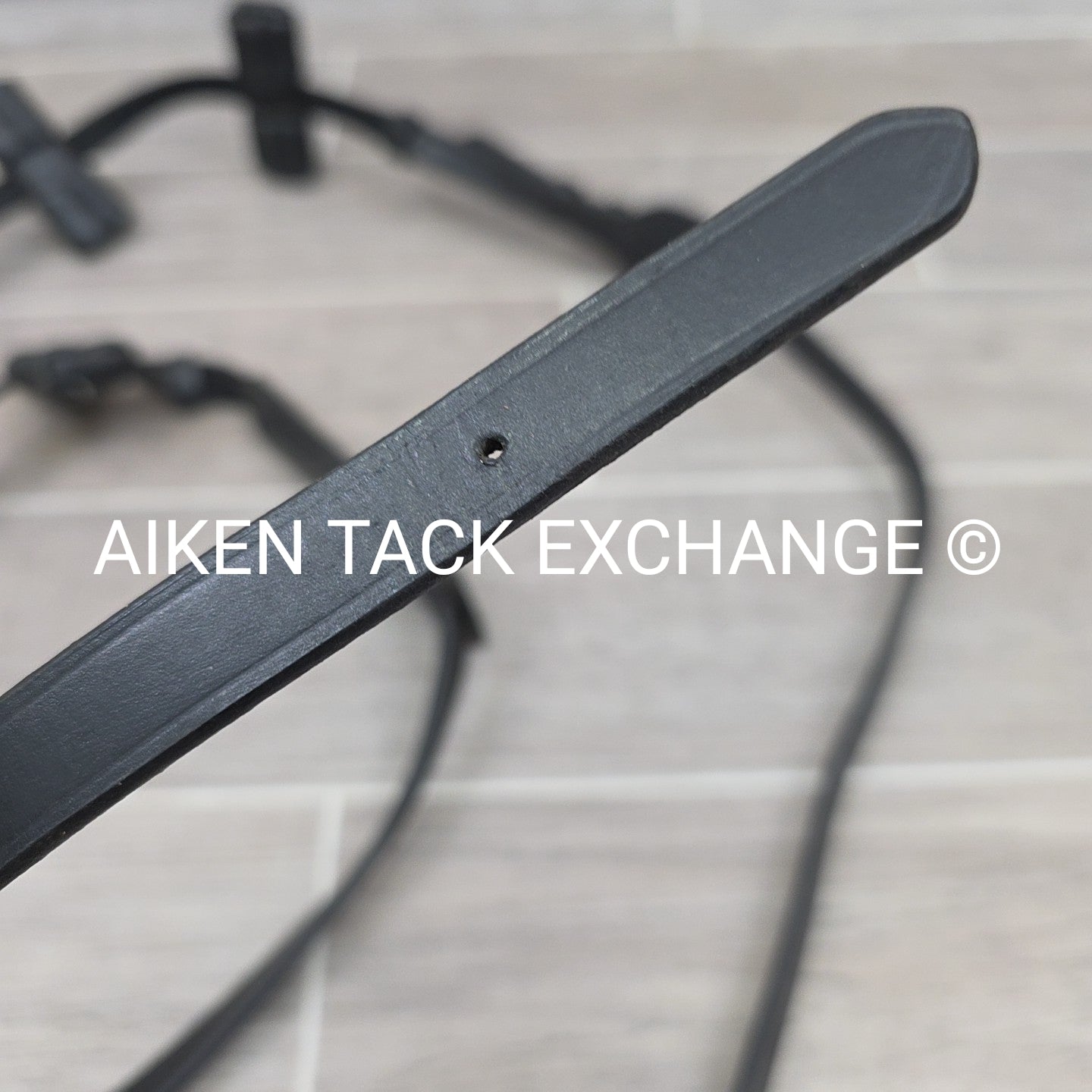 Correct Connect Aaron Vale Reins with 3 Padded Hand Grips, Black, Size Full