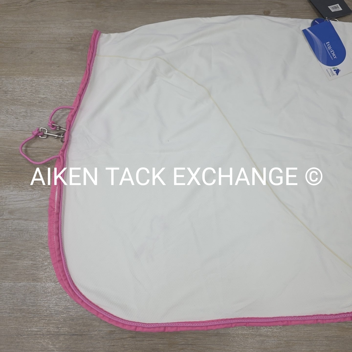 Fenwick Equestrian Pop Star Dress Sheet Sporty Cooler, 68"