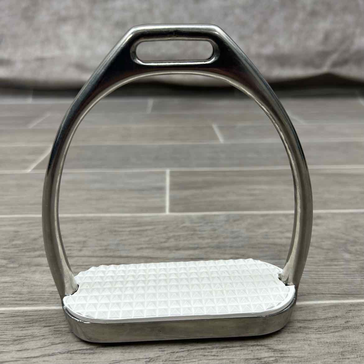 Courbette Lemetex Stirrup Irons, 4.25"
