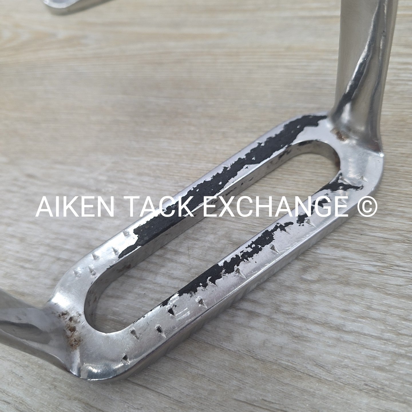 Hinged Stirrup Irons, 5"