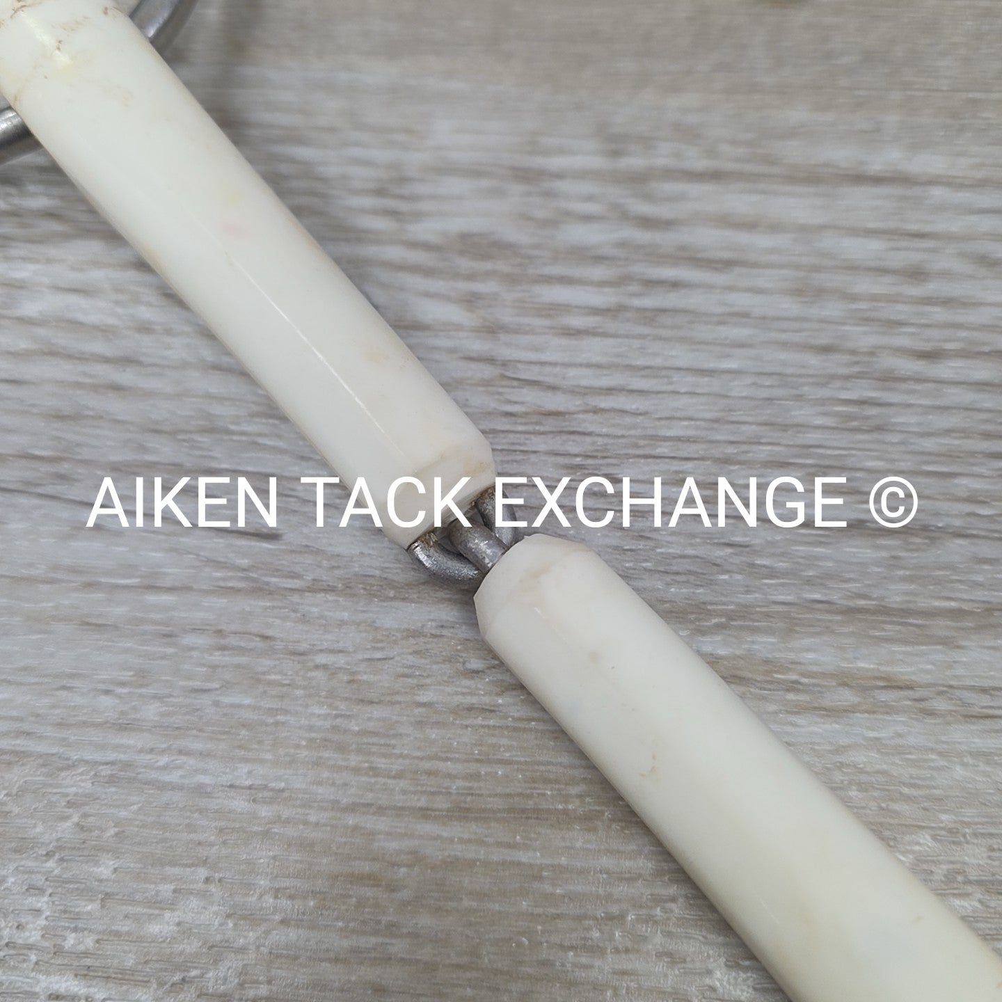 Winderen Single Joint White Comfort Loose Ring Bit 5.75"