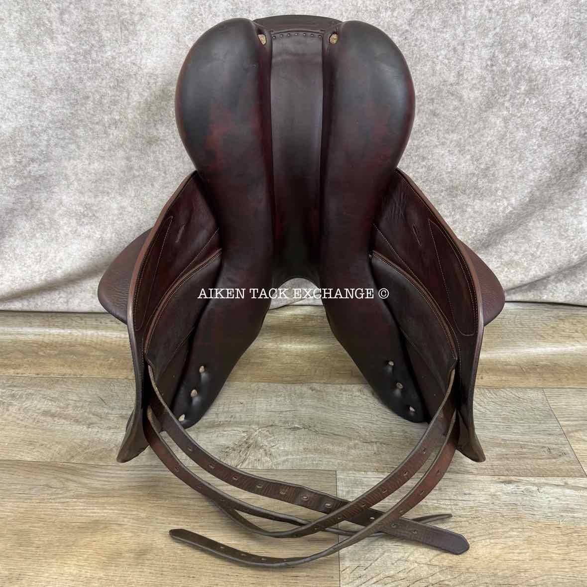 2013 CWD SE09 Monoflap Jump Saddle, 17" Seat, 2A Flap, Medium Tree, Foam Panels