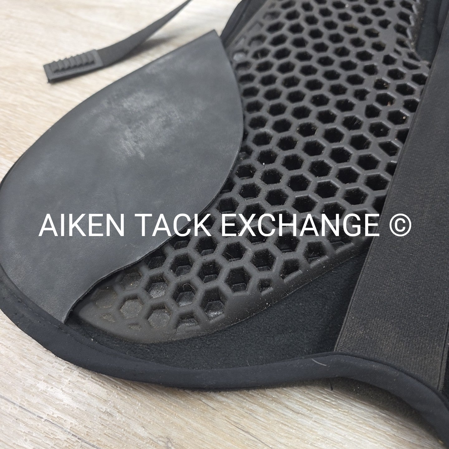 Acavallo Ortho-Coccyx Seat Saver Dressage Saddle Pad, Black