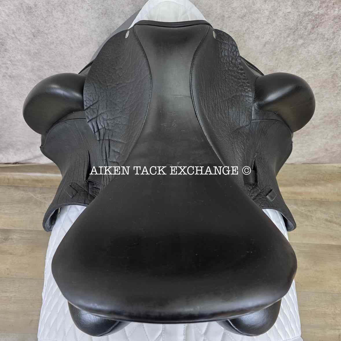 2015 Custom Saddlery Wolfgang Solo Monoflap Dressage Saddle, 17.5" Seat, Adjustable Tree, Wool Flocked Panels