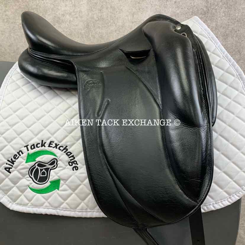 **SOLD** 2014 Devoucoux Mendia Makila Lab Monoflap Dressage Saddle, 18" Seat, 3 Flap, Medium Wide Tree, Foam D3D Panels