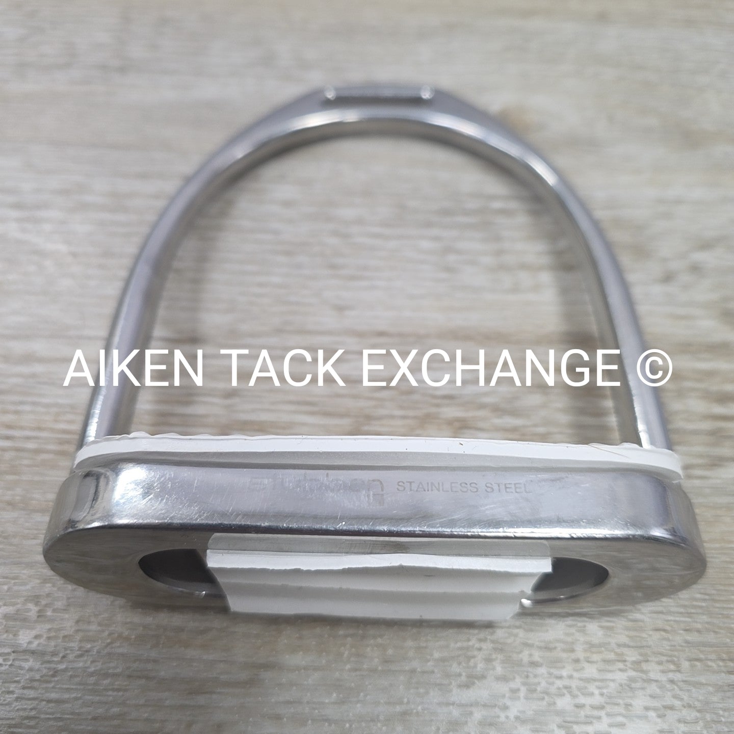 Stubben Fillis Stirrup Irons, 4.25"