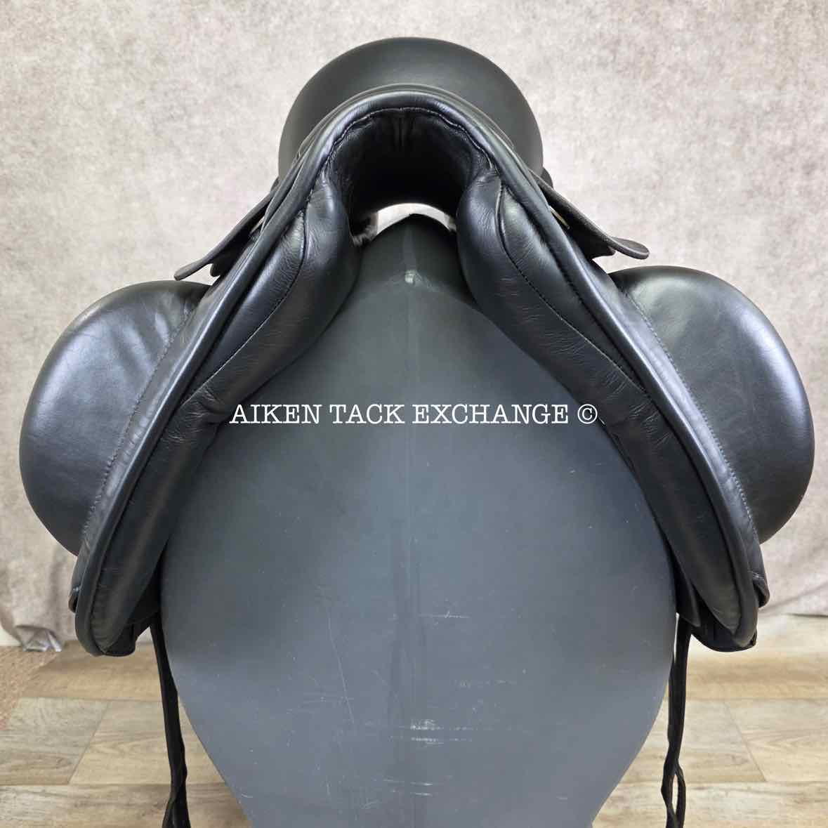 2020 County Epiphany Monoflap Dressage Saddle, 17.5" Seat, Medium Narrow Tree, Wool Flocked Panels