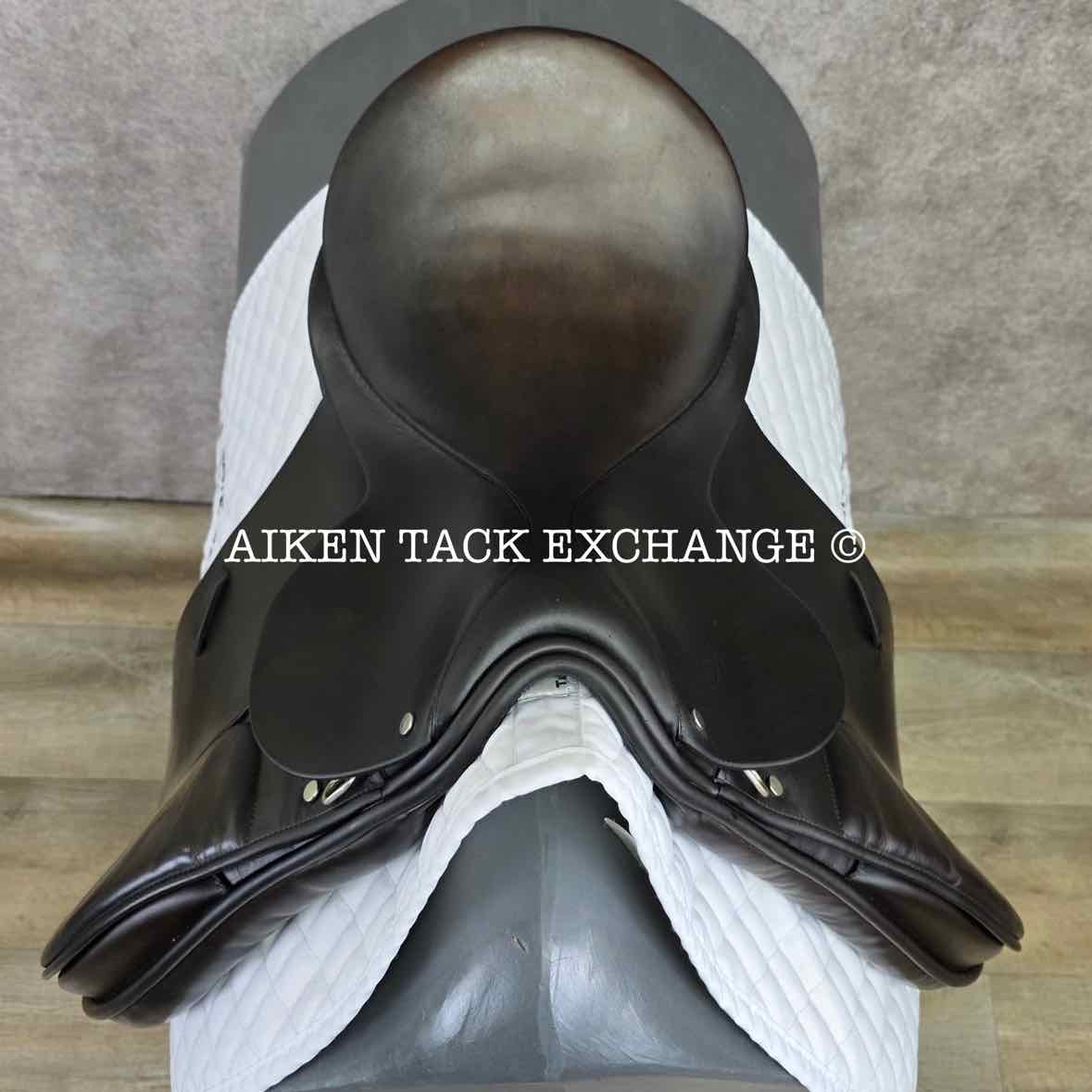 Legend Dressage Saddle, 17" Seat, M/MW Tree, Wool Flocked Panels