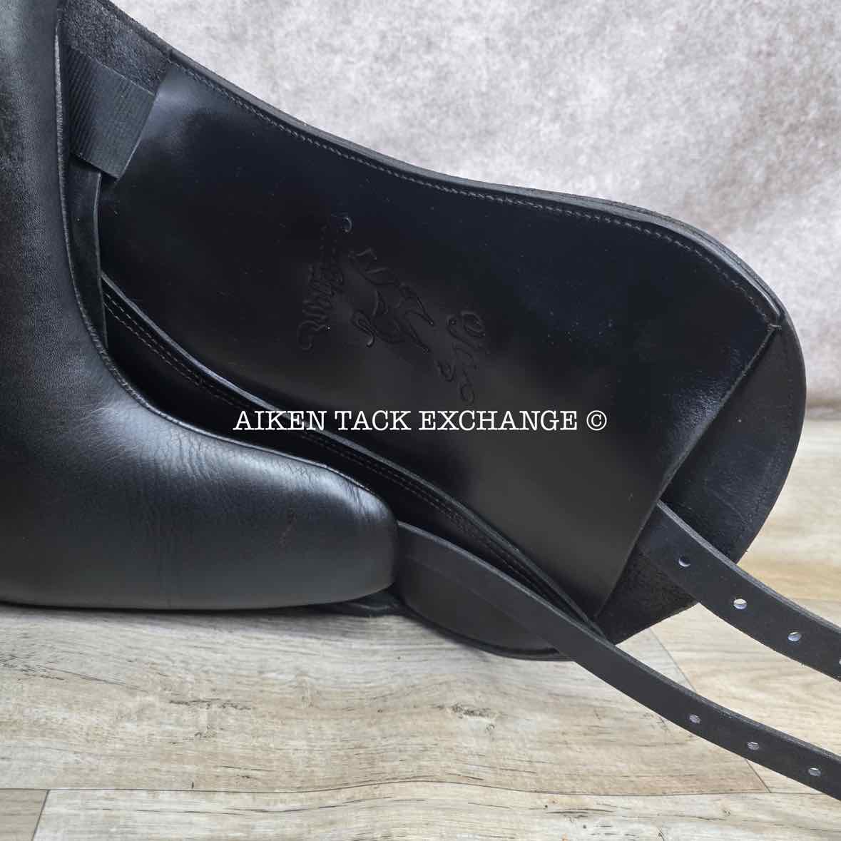 2019 Custom Saddlery Wolfgang Solo MKII Monoflap Dressage Saddle, 17" Seat, Adjustable Tree, Wool Flocked Panels