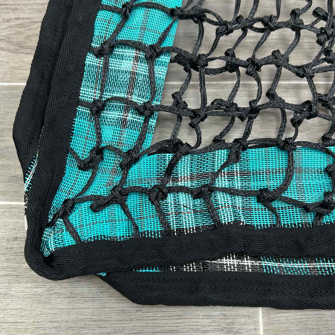 Kensington 4 Flake Slow Feed Hay Bag