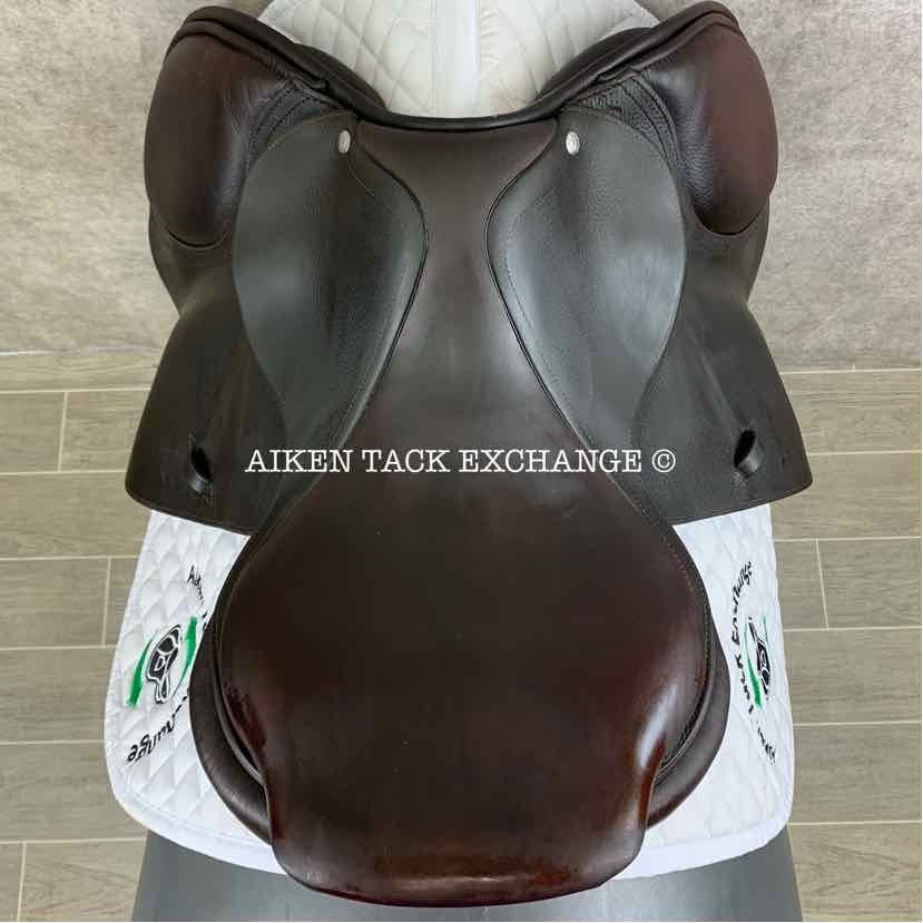 2014 CWD SE06 Close Contact Jump Saddle, 17" Seat, 3C Flap, Medium Tree, Foam Panels