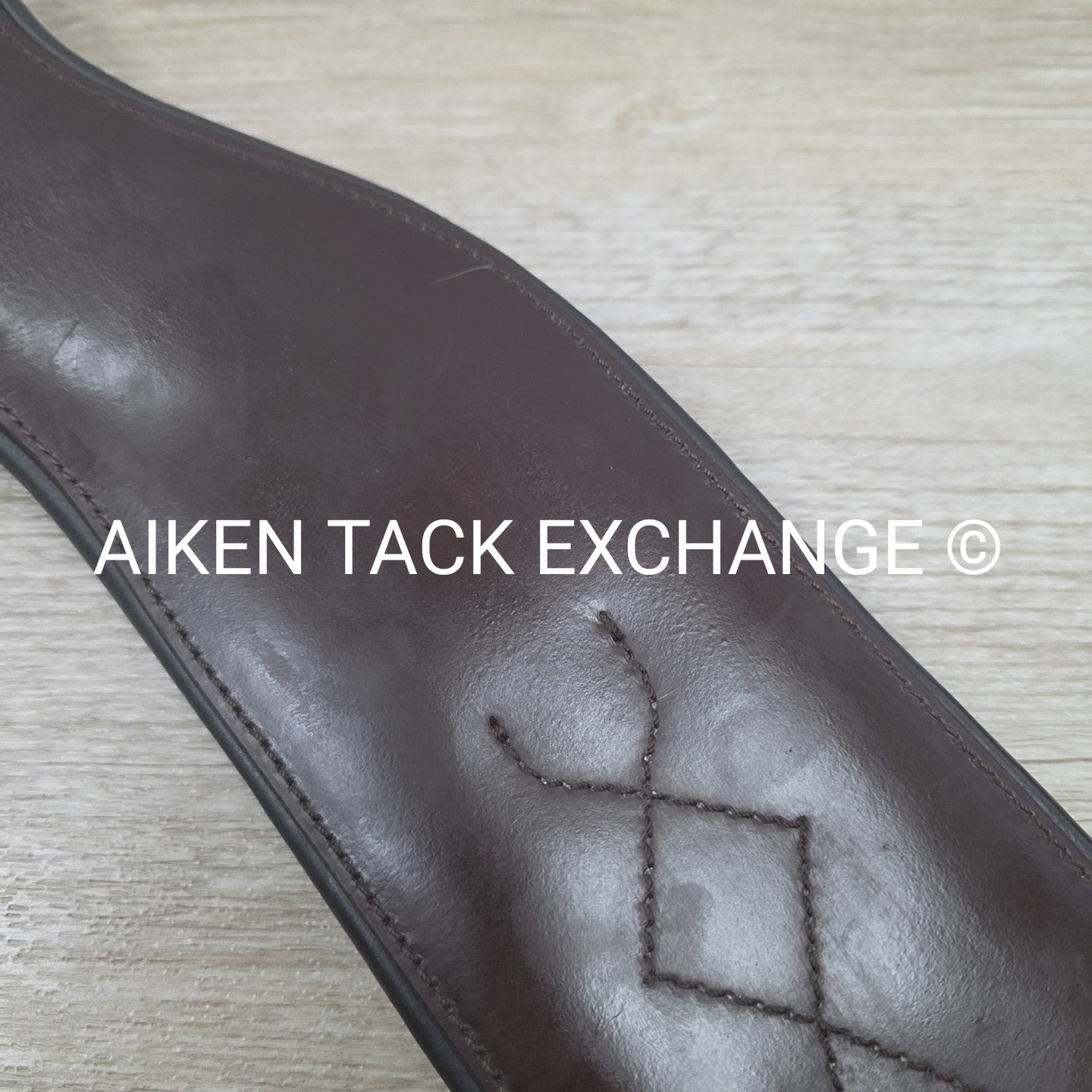 Total Saddle Fit Anatomic Shoulder Relief Girth, Brown, 54"