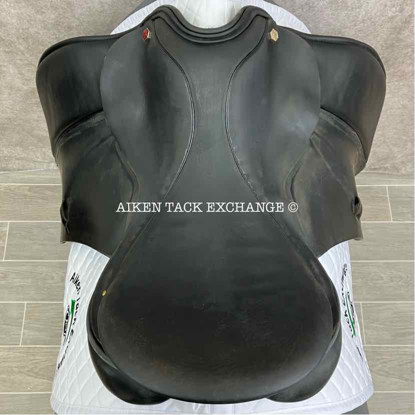 **SOLD** Albion Style Dressage Saddle, 18" Seat, Medium Tree, Wool Flocked Panels
