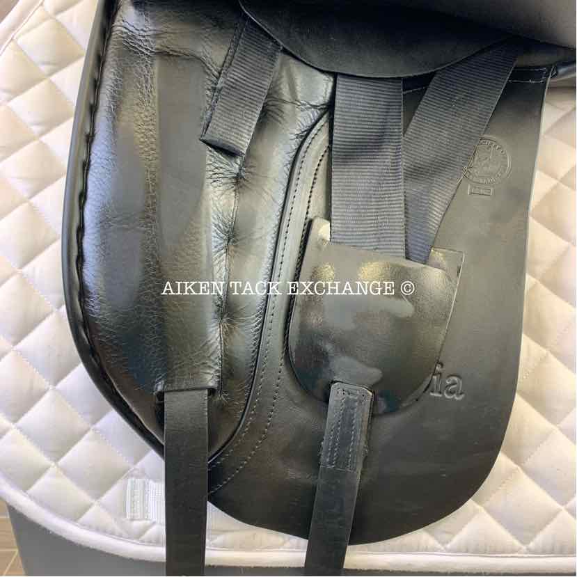 Borne Saddlery Olympia Dressage Saddle, 17.5" Seat, Medium Wide Tree, Wool Flocked Panels