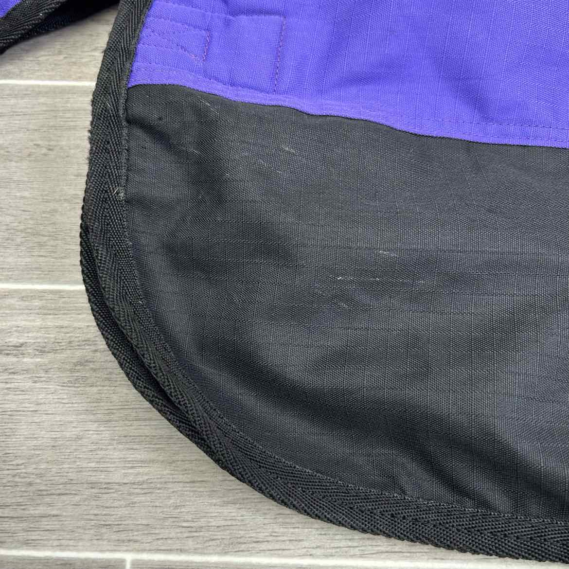 Derby Originals Medium Weight Turnout Blanket 44"
