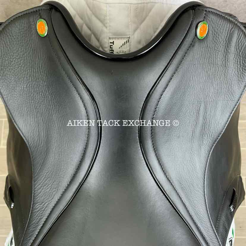 2022 JC Performance Line P2 Monoflap Dressage Saddle, 18" Seat, Wide Tree, Wool Flocked Pony Panels