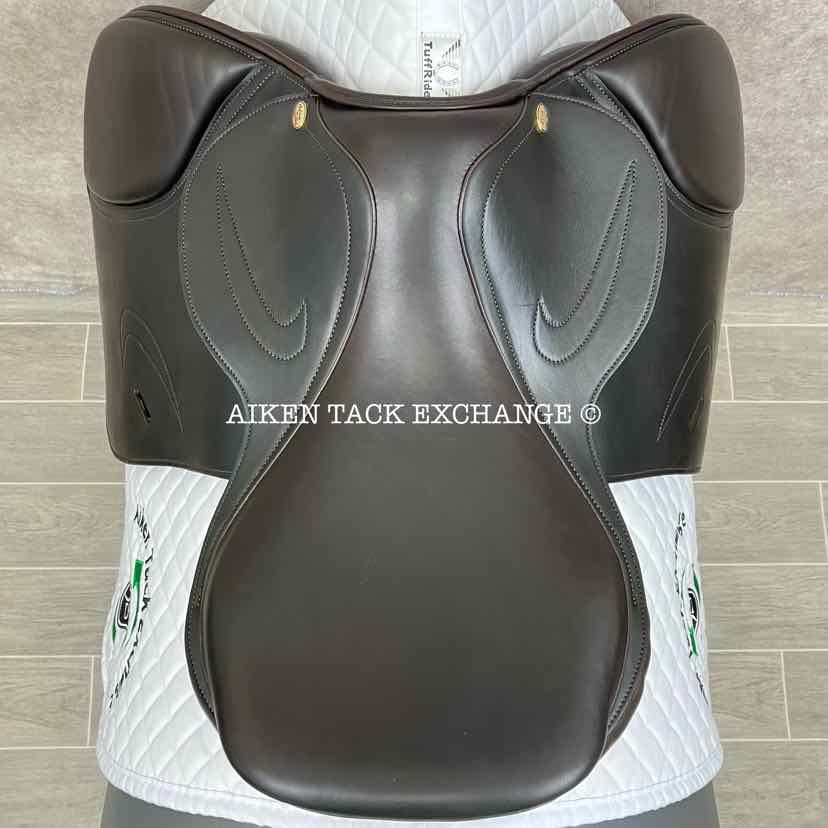 **On Trial** Adam Ellis Chloe Close Contact Jump Saddle, 17" Seat, Medium Wide Tree, Foam Panels