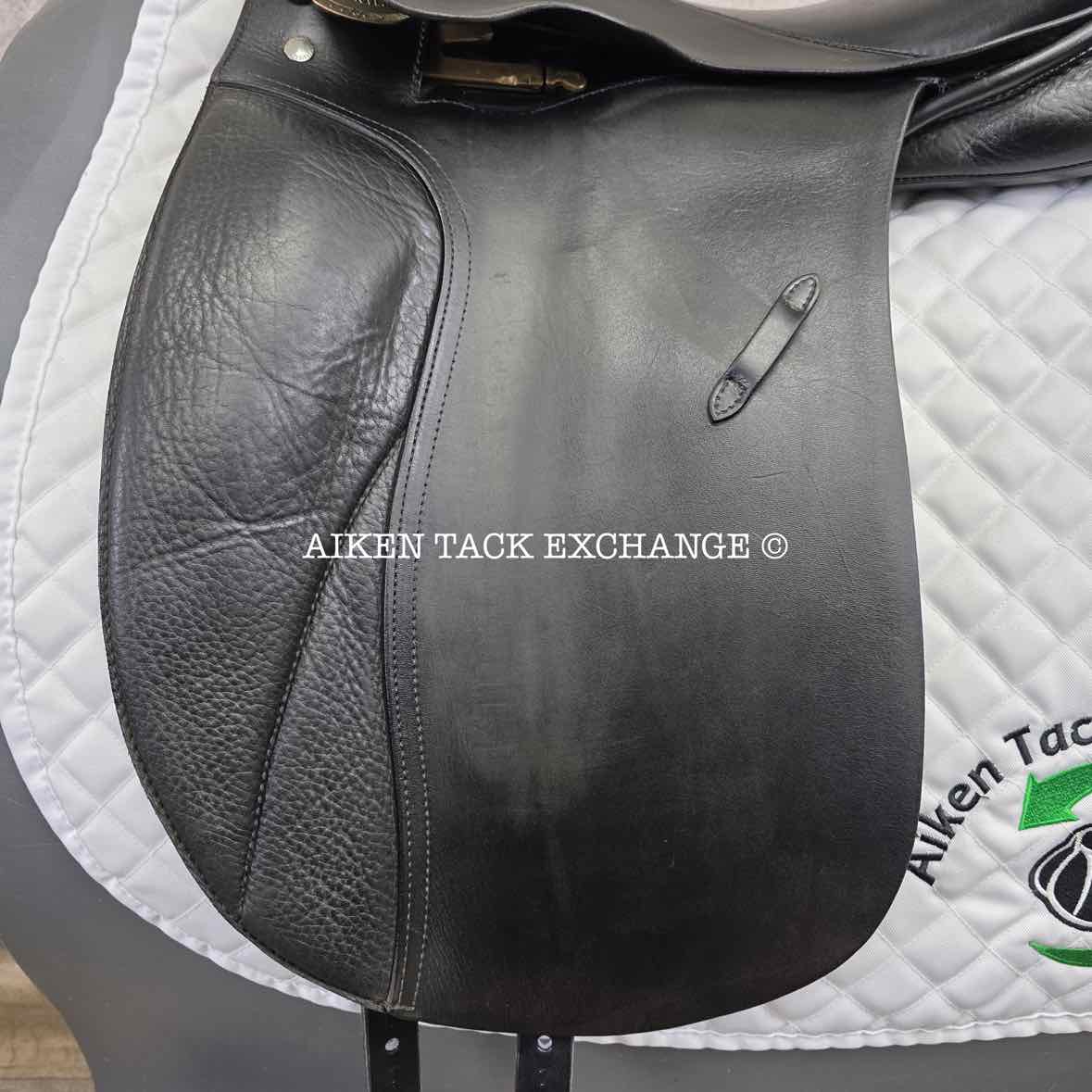 2005 Passier Grand Gilbert Dressage Saddle, 17" Seat, Medium Wide Tree, Wool Flocked Panels