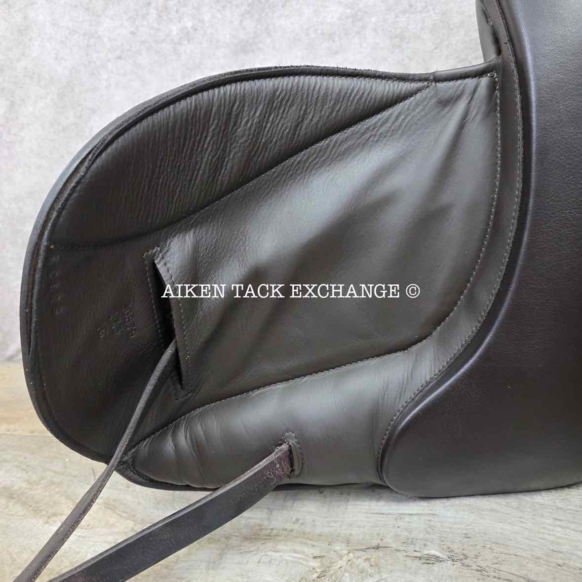 2018 Custom Saddlery Icon Flight 2 Monoflap Dressage Saddle, 17.5" Seat, Adjustable Tree, Wool Flocked Hybrid Panels