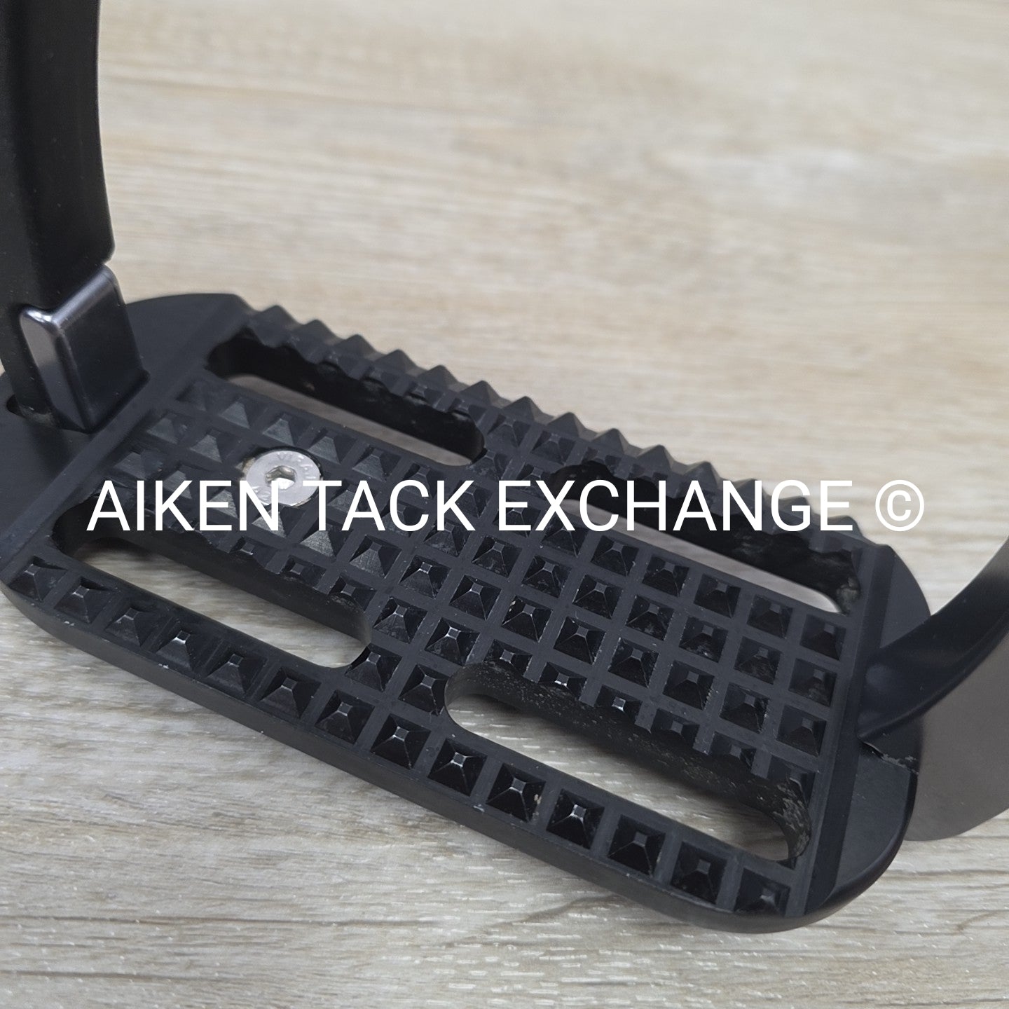 Amerigo Safety Stirrups, 4.75"
