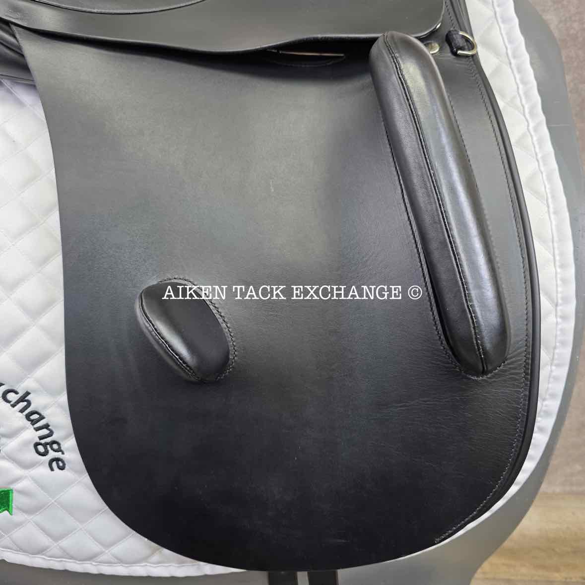 Centaur by Michael Stokes Para Dressage Saddle, 18" Seat, Medium Tree, Wool Flocked Panels