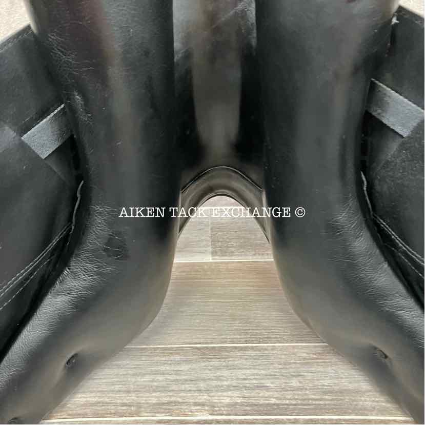 2011 Prestige Venus K Monoflap Dressage Saddle, 17" Seat, 33 Tree - MW, Wool Flocked Panels