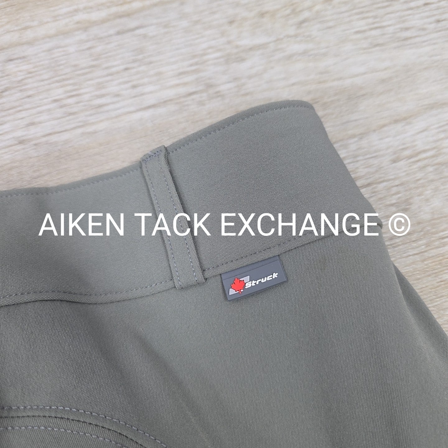Struck Silicone Grip Knee Patch, Size 24