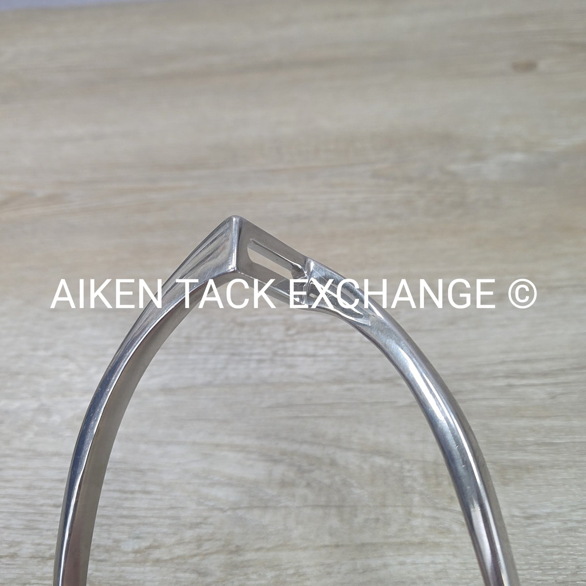 Awantec Offset Eye Stirrup Irons, 4.75"
