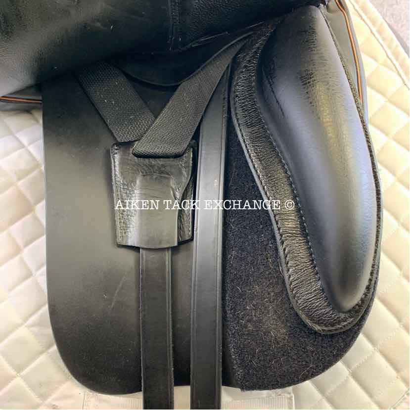 2017 Sommer Espirit Dressage Saddle, 17.5" Seat, 31.5 Tree - Wide (Adjustable), Wool Flocked Panels