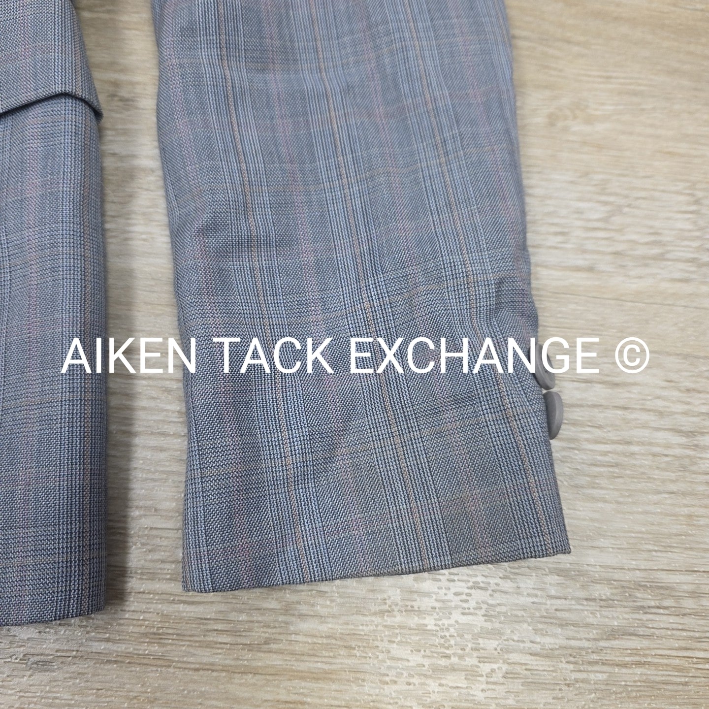 The Elite Show Coat, Size 14 R