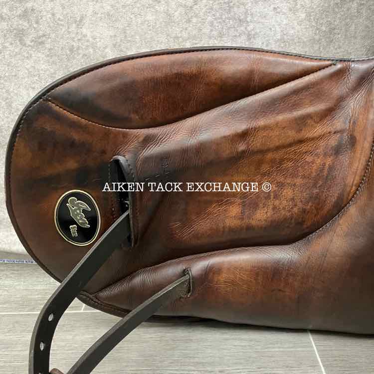 2018 Custom Saddlery Icon Star Monoflap Dressage Saddle, 17.5" Seat, Adjustable Tree, Wool Flocked Panels