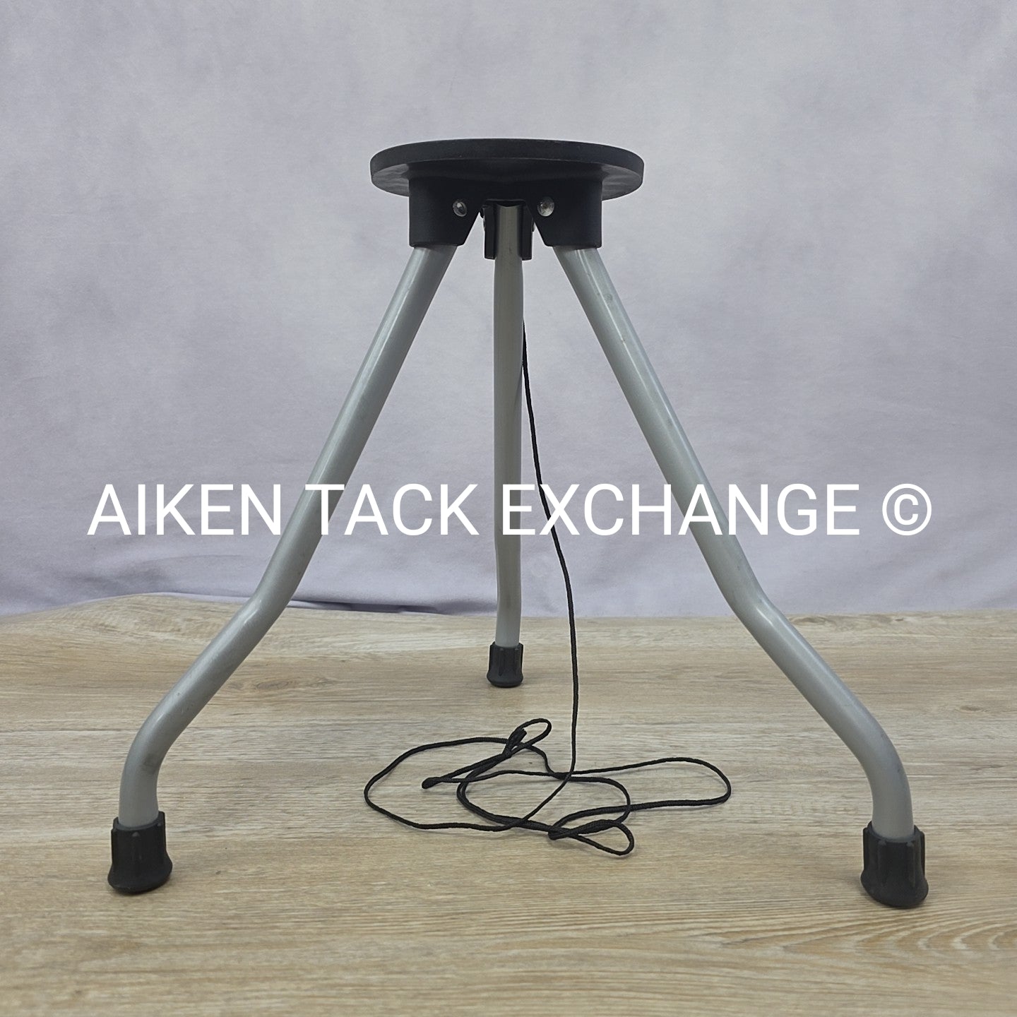 Dura-Tech Easy-Mount Tall Step Stool