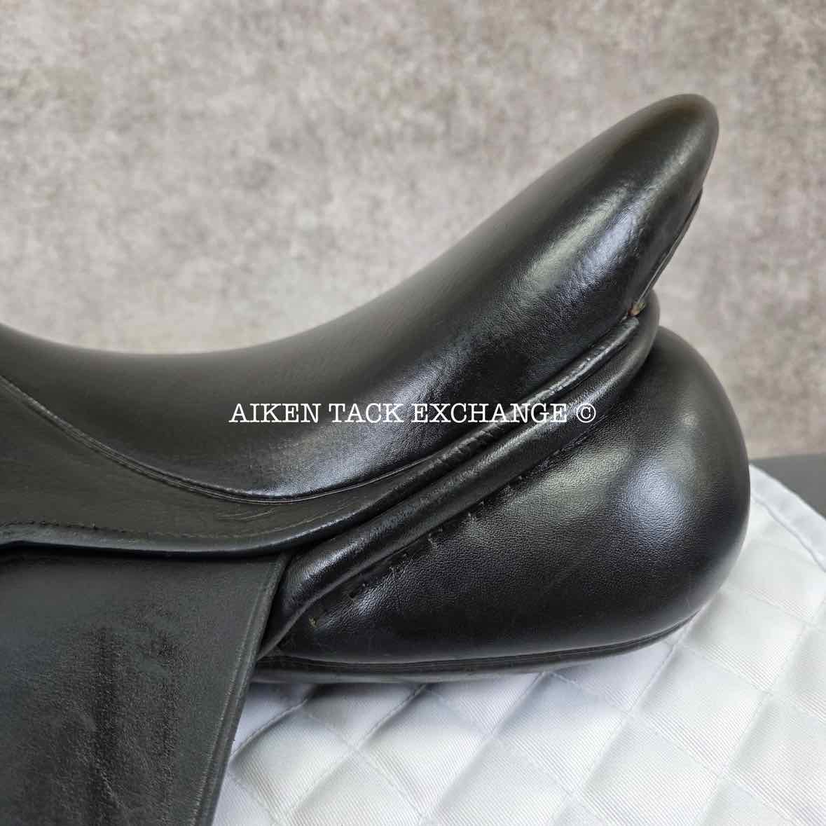 Klimke Miller's KMD Dressage Saddle, 17.5" Seat, M/MW Tree, Wool Flocked Panels