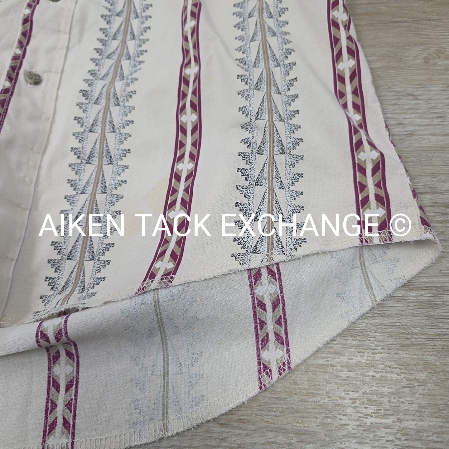 Wrangler X-Long Tails Button Up Shirt, Men's Medium