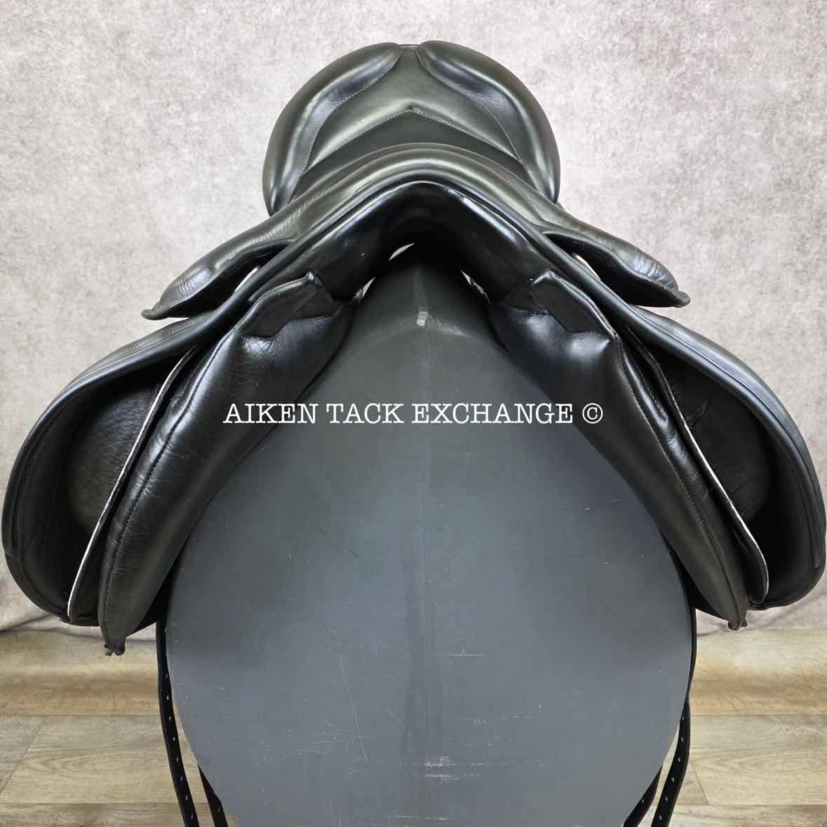2017 MaxFlex Fado All Purpose Endurance Saddle, 16.5" Seat, X-Wide Tree, Wool Flocked Panels